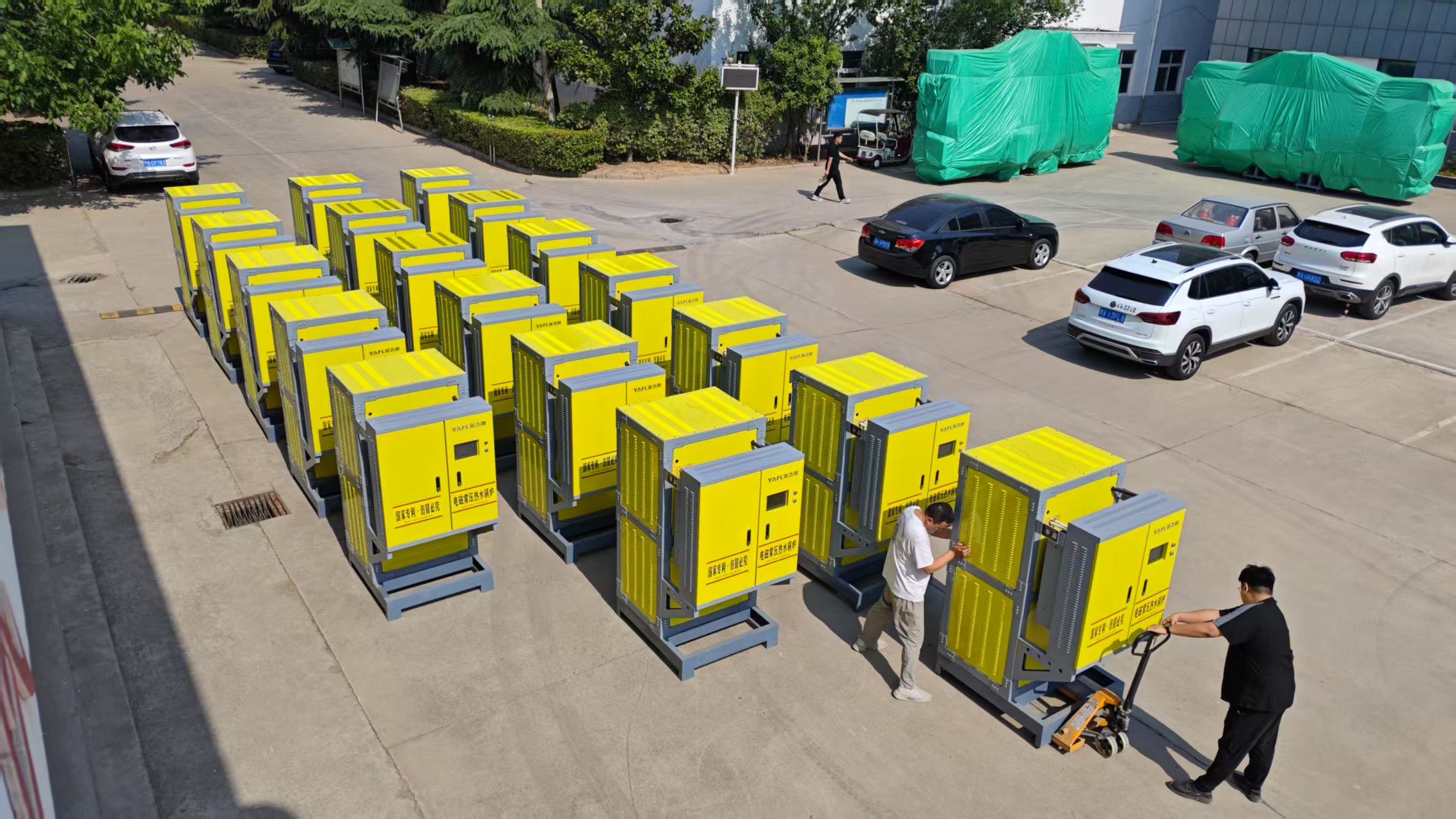 27臺(tái)取暖電磁熱水鍋爐